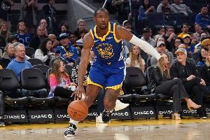 以赛代练！科尔：由于忙于合同事务 库明加此前未参加5V5对抗训练